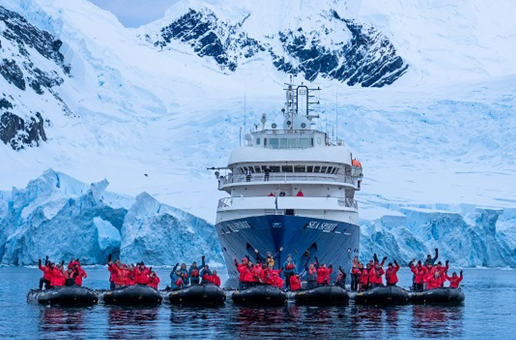 zodiac bateau sea