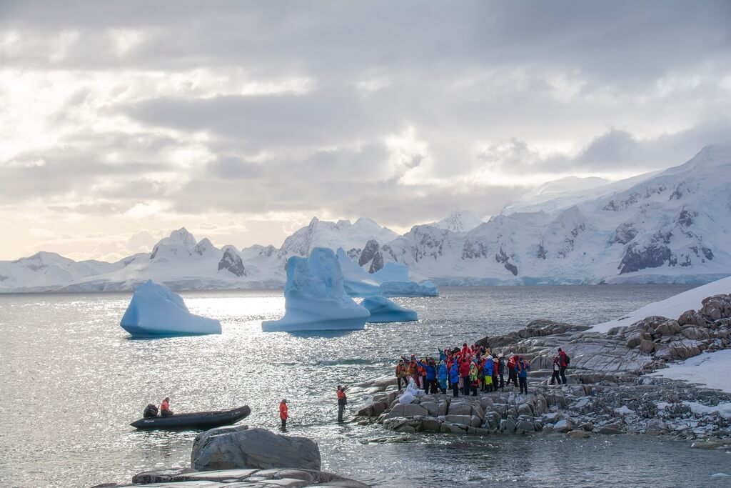 debarquement de zodiac à Port Lockroy